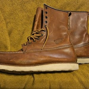 Red wing Moc toe
